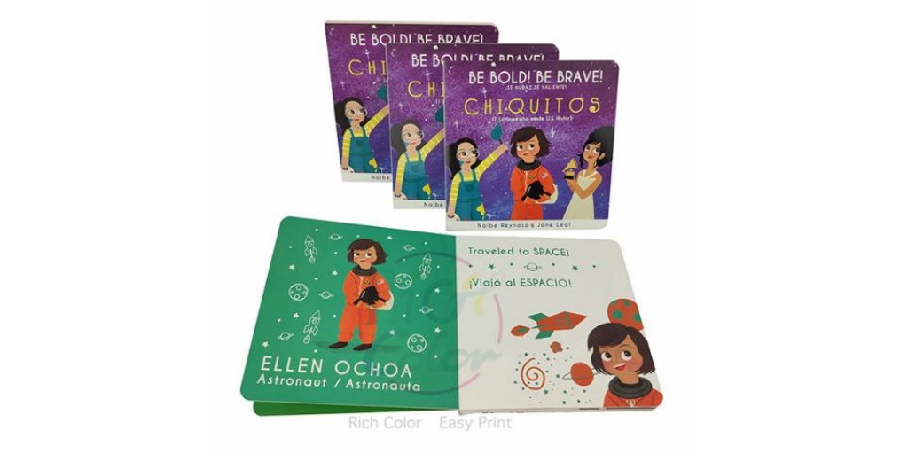 Fold Out Board Book with Safe Mirror: ເຄື່ອງຫຼິ້ນອັນໃໝ່ສຳລັບເດັກນ້ອຍ